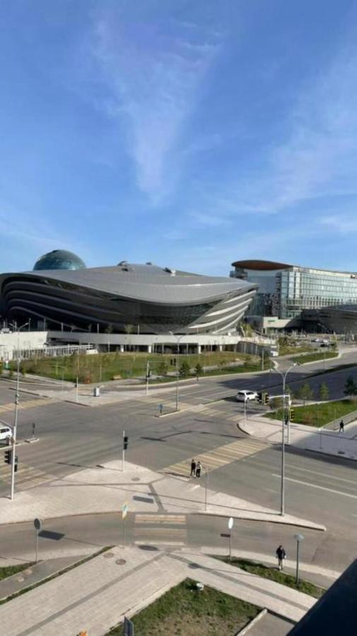 Апартаменты Кабанбай батыра 58б/7 Астана Экстерьер фото